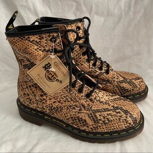 Dr. Martens Vintage 1460 Pascal Snakeskin Print 8 Eye Lace Up Boot NWT